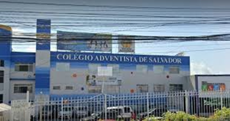 Estudante de 17 anos é golpeado com tesoura por colega dentro do colégio Adventista 